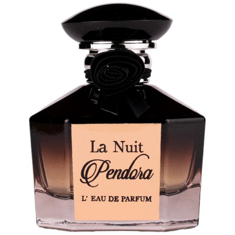 La Nuit Eau de Parfum 100ml från Pendora Scents - en sensuell doft med svarta vinbär, jasmin och patchouli för den självsäkra kvinnan.