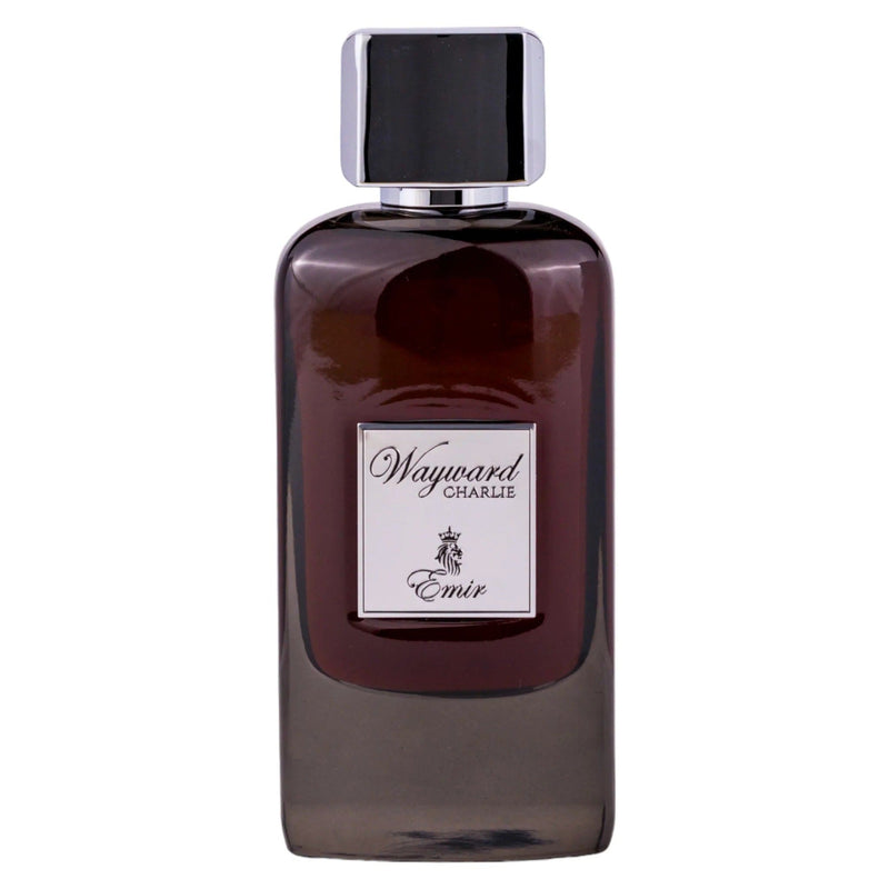 Wayward Charlie Extrait de Parfum 100ml från Emir - en unisexdoft med kryddiga citrusnoter och sensuella träslag för elegans och självständighet.