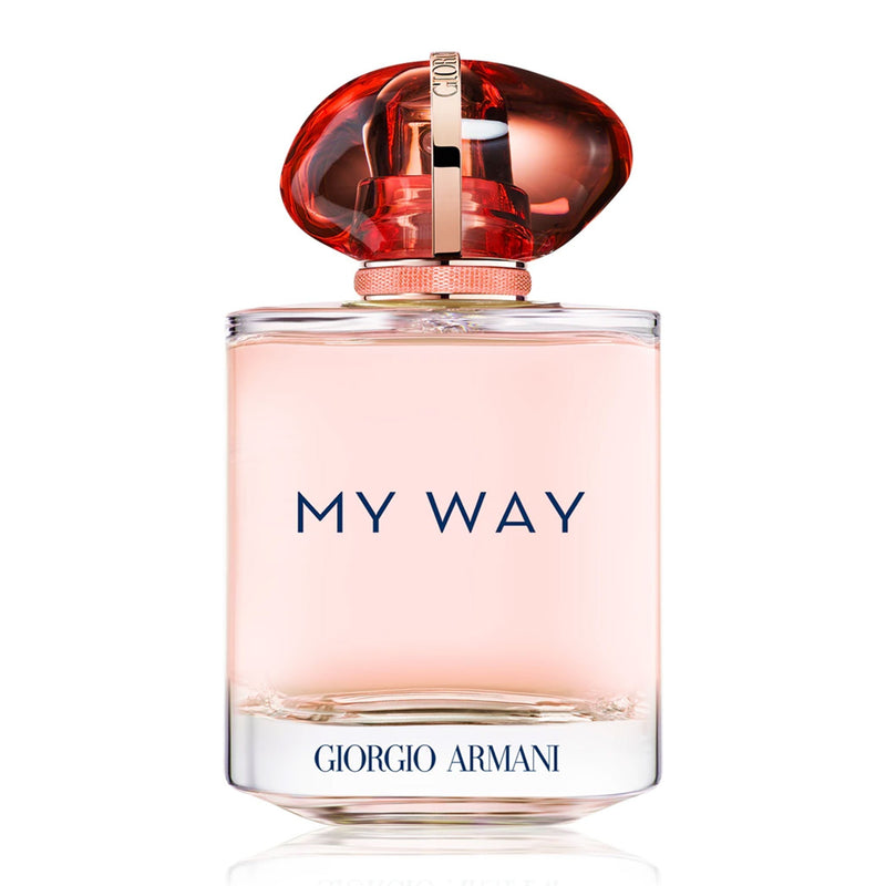 My Way Ylang Eau de Parfum från Giorgio Armani är en blommig doft med noter av ylang-ylang, som utstrålar elegans och självförtroende.